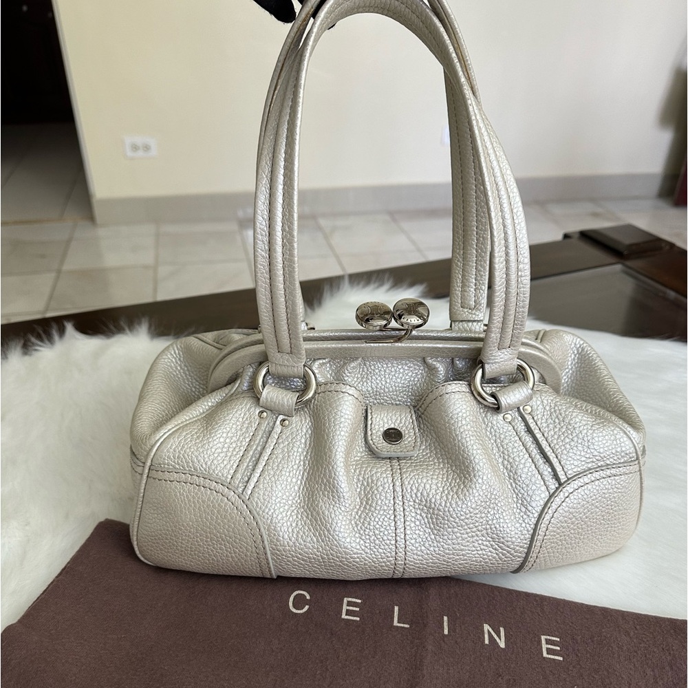 RARE 🔥Celine Kiss lock Shoulder Bag